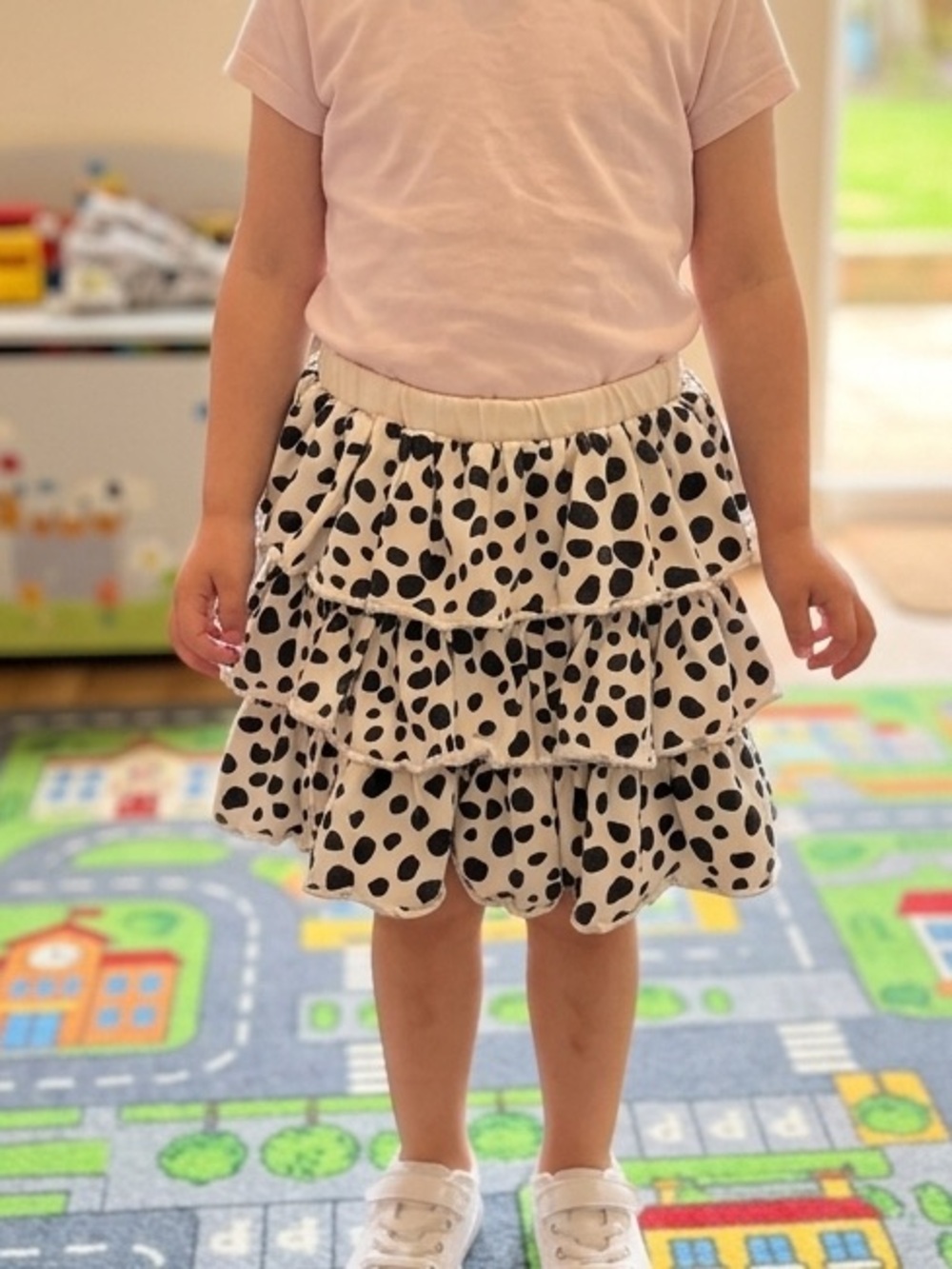 Girls Black & White Tiered Spot-Print Skirt with Elastic Waist